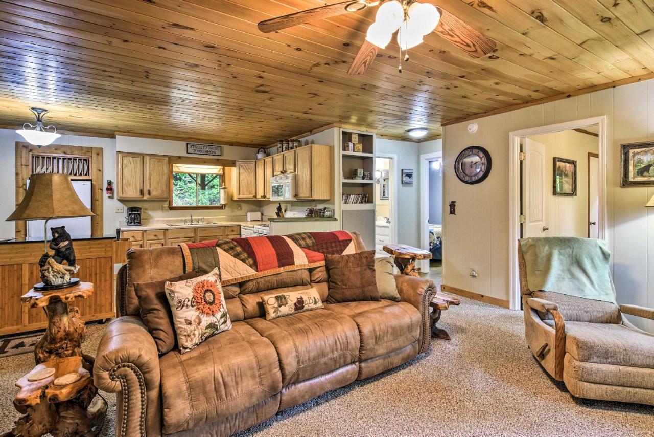 Robbinsville Cabin With Deck 3 Mi To Fontana Lake! Dış mekan fotoğraf