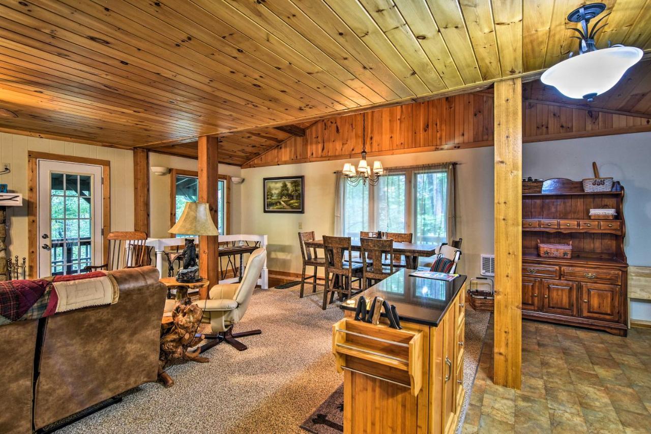 Robbinsville Cabin With Deck 3 Mi To Fontana Lake! Dış mekan fotoğraf